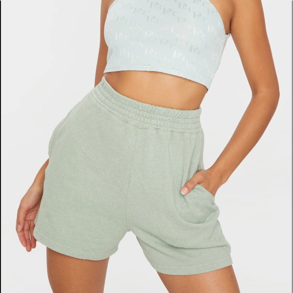 NEW Never Worn Pretty Little Thing Sweat Shorts